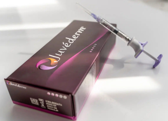 Juvederm ヒアルロン酸 皮膚填充剤 顔面の唇填充剤