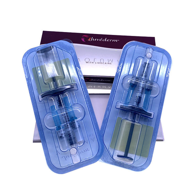 Juvederm Volumaの十字は前に満たされた皮膚注入口の注入をつないだ